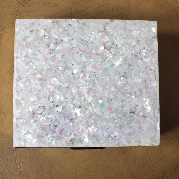 Vintage White Confetti Lucite Cigarette Case w/Box Lid - Picture 1 of 8